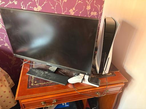 Buy & Sell Bedworth Nuneaton and Bedworth - Photos for Computer/Games Table