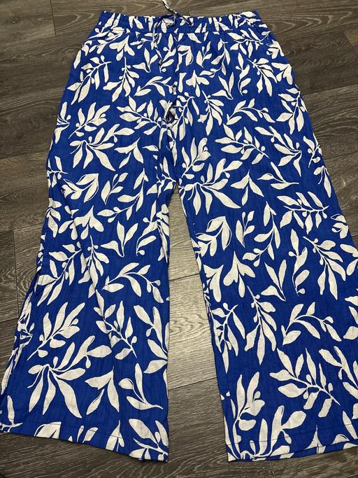 Buy & Sell Woodsetton Dudley - Photos for Ladies trousers