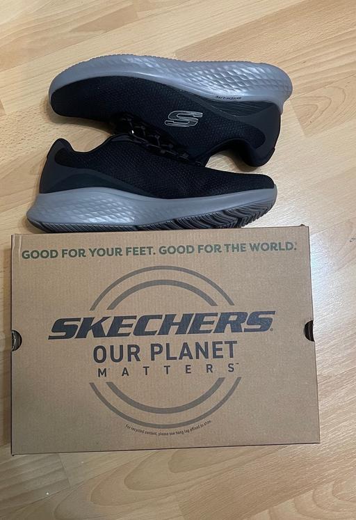 Buy & Sell Erskine Industrial Estate Liverpool - Photos for Skechers Swift Fit Slip on Trainers