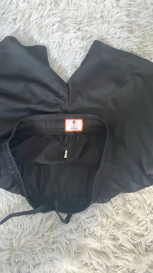 Buy & Sell Barnham Arun - Photos for Eric Emanuel black shorts