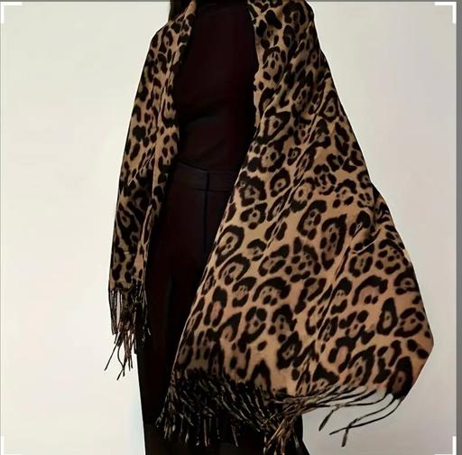 Buy & Sell Manor Park East London - Photos for Leopard shawls