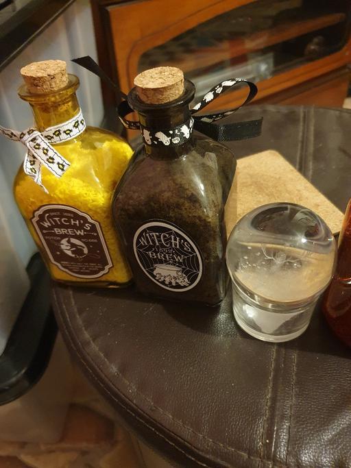 Buy & Sell Gornal Wood Dudley - Photos for 4 Witch's Brew Bottles & Crystal Paperweight,