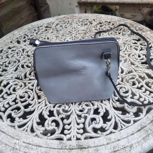 Buy & Sell Enfield North London - Photos for crossbody lady bag