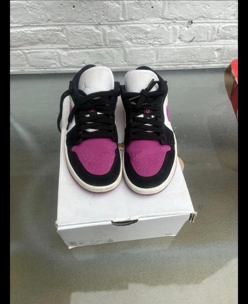 Buy & Sell De Beauvoir Town North London - Photos for Women’s Nike Jordan 1 low DC0774-005