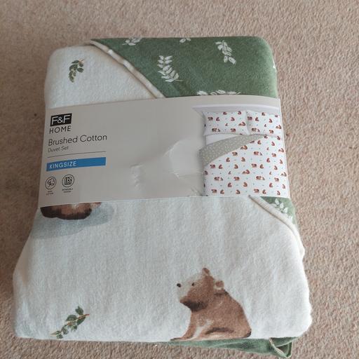 Buy & Sell Feltham Hounslow - Photos for Superking duvet set