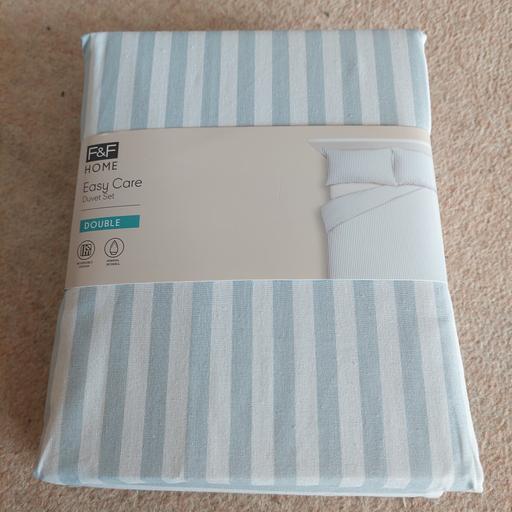 Buy & Sell Feltham Hounslow - Photos for Double duvet set