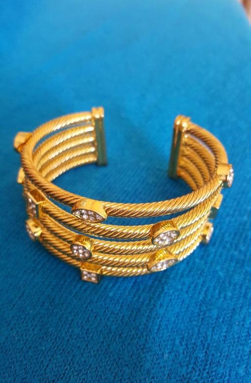 Buy & Sell Grafton Street Industrial Estate West Northamptonshire - Photos for New beautiful bangle