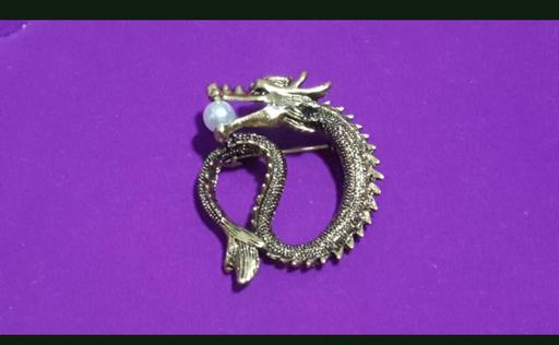 Buy & Sell Grafton Street Industrial Estate West Northamptonshire - Photos for New beautiful brooch