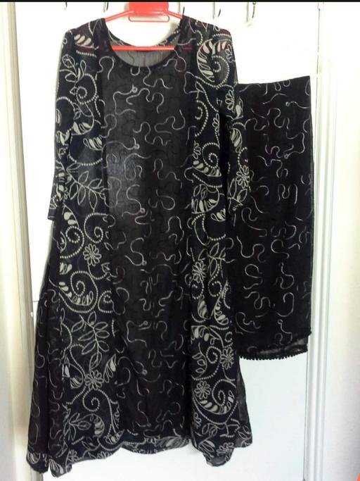 Buy & Sell Grafton Street Industrial Estate West Northamptonshire - Photos for 2 piece dress