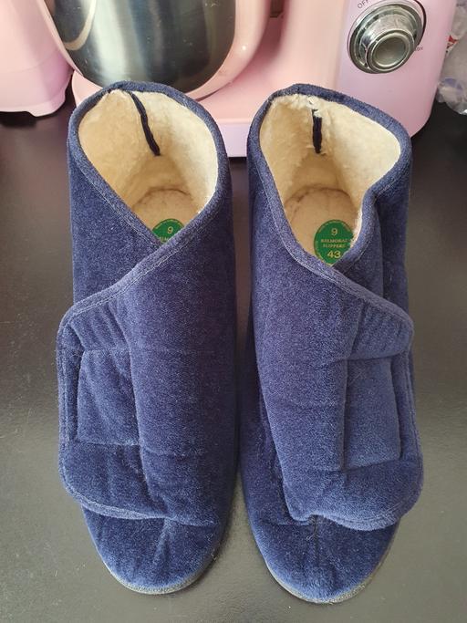 Buy & Sell Upper Gornal Dudley - Photos for men's Velcro slippers