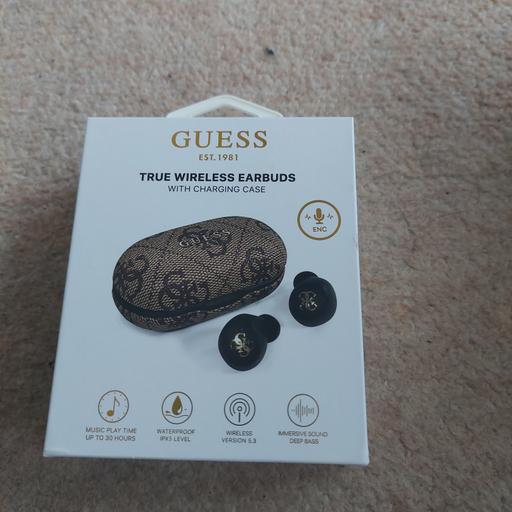 Buy & Sell Feltham Hounslow - Photos for Guess New earbuds