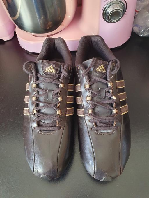 Buy & Sell Upper Gornal Dudley - Photos for men's brown Adidas trainers