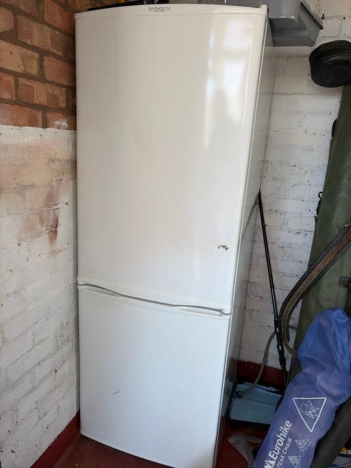 Buy & Sell Armitage Lichfield - Photos for Fridge freezer