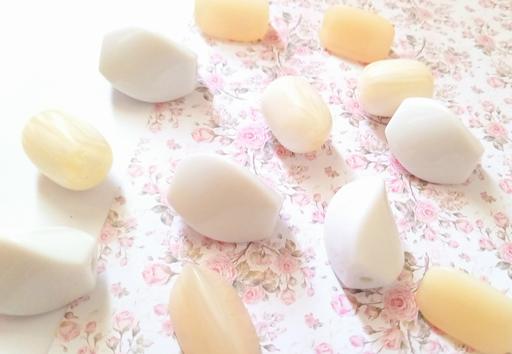 courses Kingsham Chichester - Photos for Cream Ivory White Mix, Large Chunky Beads, Fo