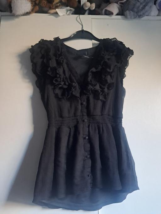 Buy & Sell Upper Gornal Dudley - Photos for Black frilly blouse