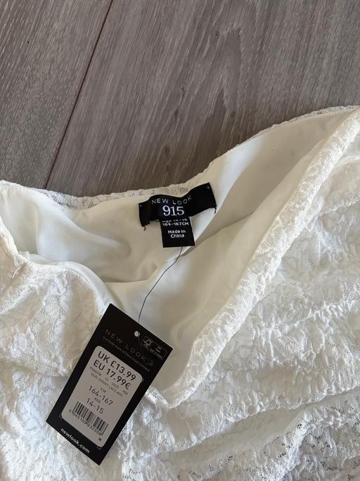 Buy & Sell Glasgow City Centre Glasgow - Photos for 🔥BANDEU WHITE LACE TOP🔥