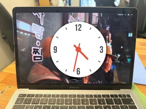 Buy & Sell Highams Park East London - Photos for Apple Macbook Air LCD 13” (Read Description)