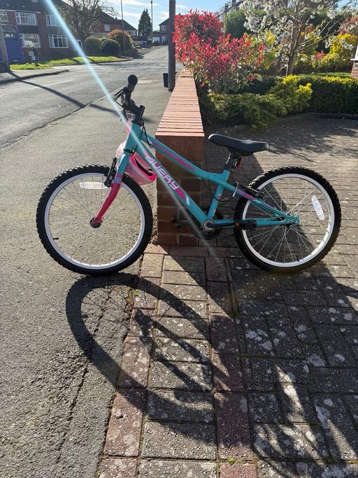 Buy & Sell Sedgley Dudley - Photos for Girls bicycle with Helmet