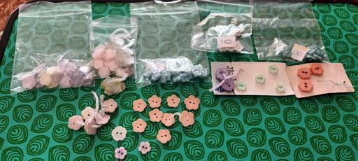 courses Swan Village Sandwell - Photos for flower shape buttons