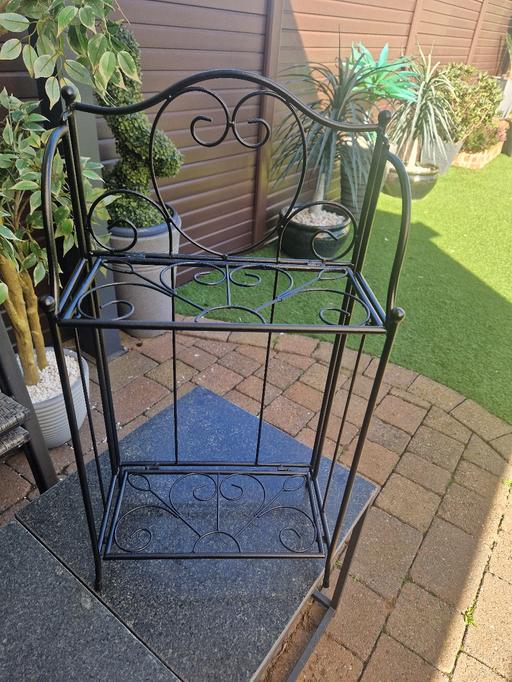 Buy & Sell Scholes Rotherham - Photos for a tall wrought iron shelf unit