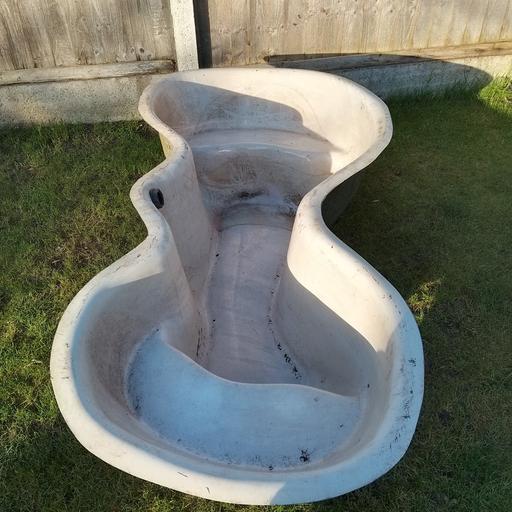 Buy & Sell Pendeford Wolverhampton - Photos for MEDIUM SIZE GARDEN POND