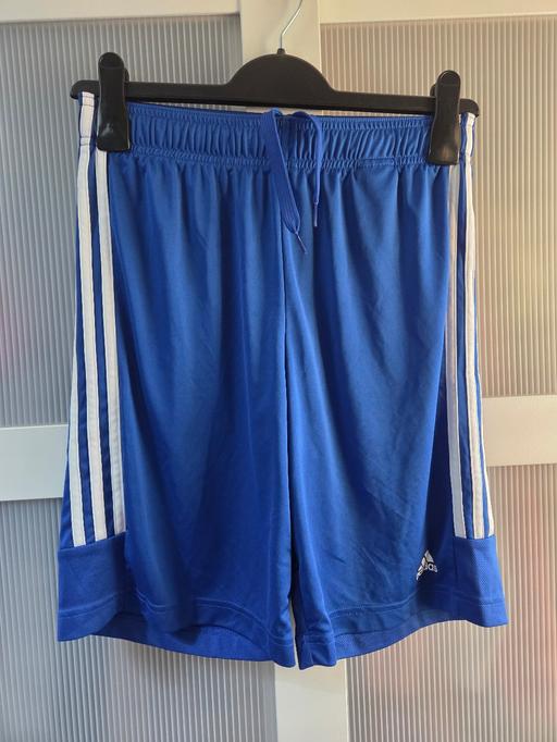 Buy & Sell Weston Point Halton - Photos for Age 13-14 ADIDAS shorts