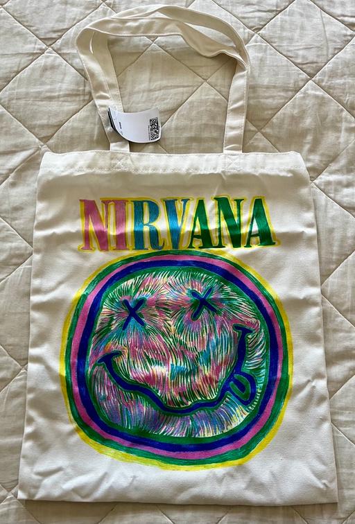 Buy & Sell Littlehampton Arun - Photos for Nirvana Smiley Tote Shopping Bag from H&M NEW