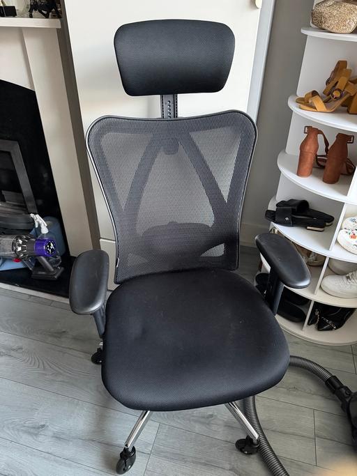 Buy & Sell Charing Cross Central London - Photos for Office chair RRP £233