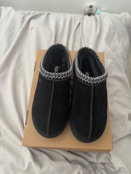 Buy & Sell Milton Regis Swale - Photos for Ugg Tasman Black