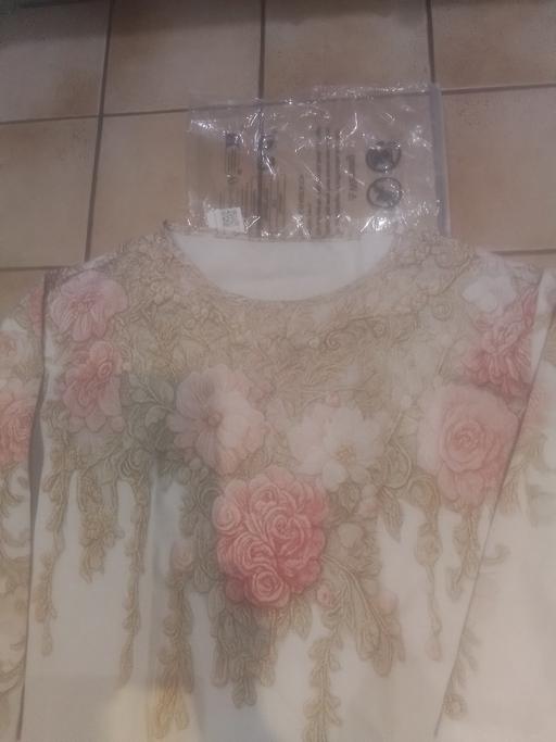 Buy & Sell Streetly Walsall - Photos for BRAND NEW IN PACKAGING LADIES TOP