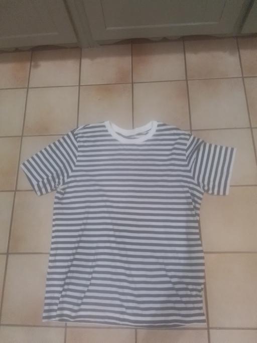 Buy & Sell Streetly Walsall - Photos for LADIES STRIPED TEE SHIRT