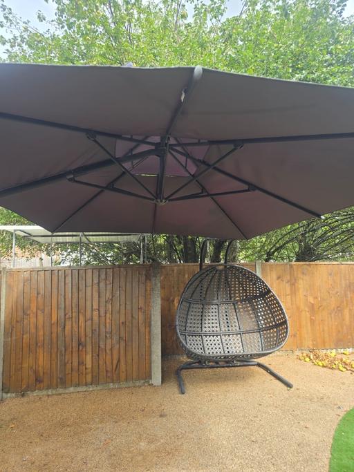 Buy & Sell Colindale North West London - Photos for Hanging Garden Egg Chair with Stand