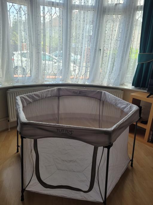 Buy & Sell - Photos for Tutti Playpen