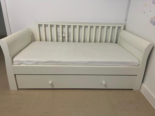 Buy & Sell Finchley North London - Photos for Cotbed