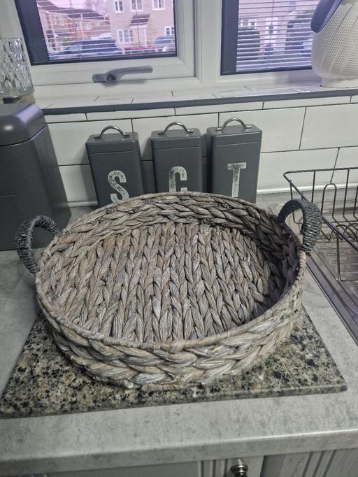 Buy & Sell Scholes Rotherham - Photos for Large grey tray