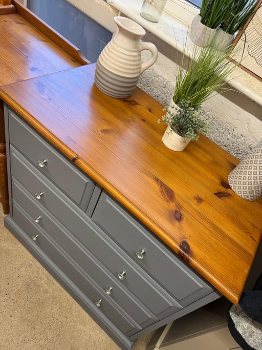 Buy & Sell Aggborough Wyre Forest - Photos for Solid pine chest of drawers