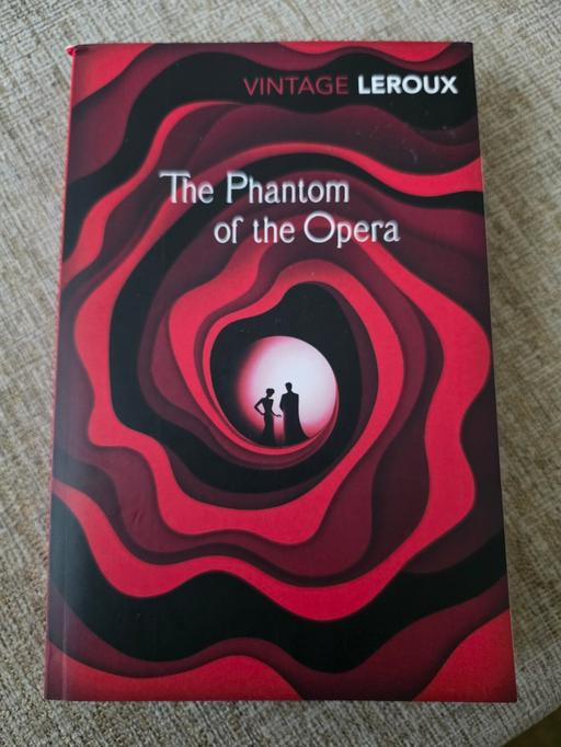 Buy & Sell Pensnett Dudley - Photos for THE PHANTOM OF THE OPERA PAPERBACK BOOK