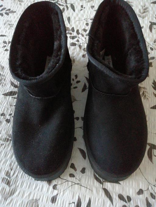 Buy & Sell Wednesfield Wolverhampton - Photos for ladies size *7*