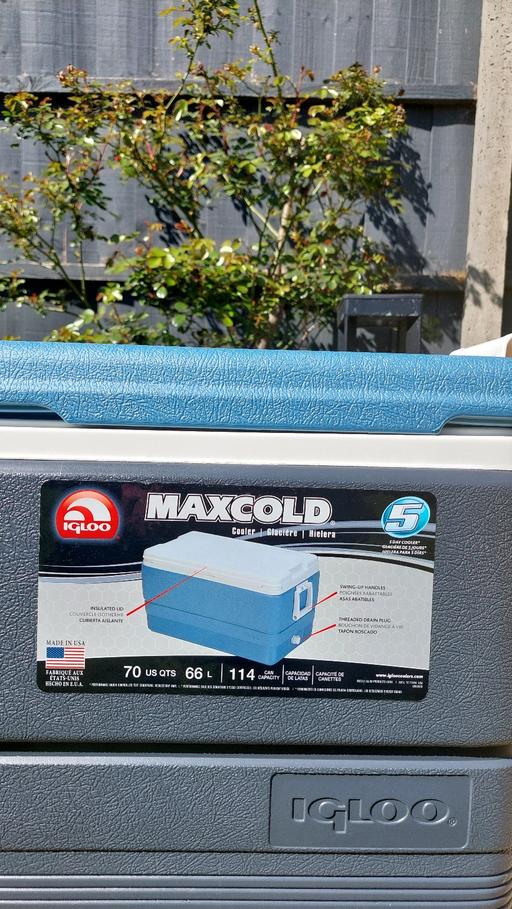 Buy & Sell Isleworth Hounslow - Photos for Igloo maxicold 66L cooler