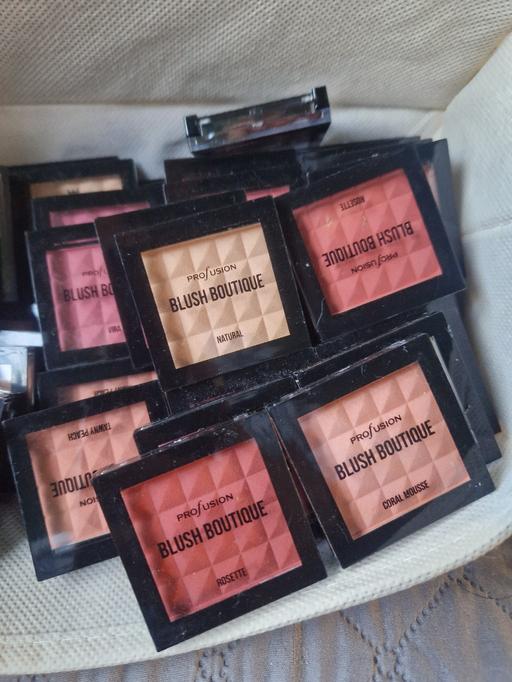 Buy & Sell Dosthill Tamworth - Photos for job lot Blushers x 50