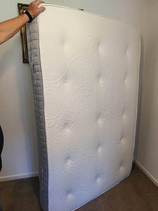 Buy & Sell Coppull Chorley - Photos for Three quarter bed compleat.