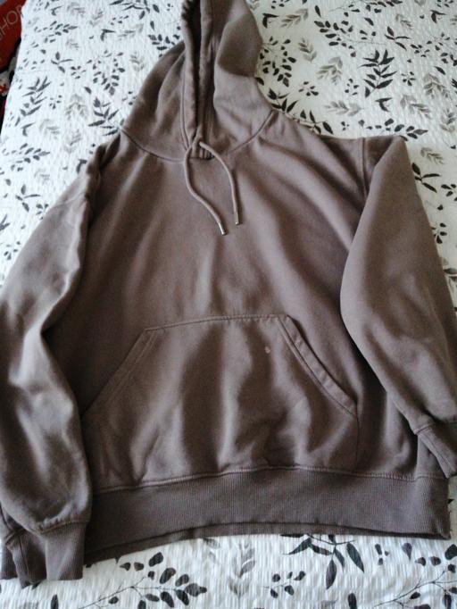 Buy & Sell Wednesfield Wolverhampton - Photos for Bleach mark on it) ladies size *M*