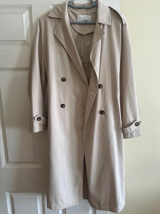 Buy & Sell Stamford Hill North London - Photos for Stradivarius Long Trench coat Stone