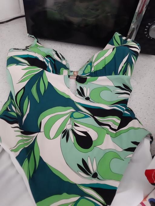 Buy & Sell South Hylton Sunderland - Photos for swimsuit