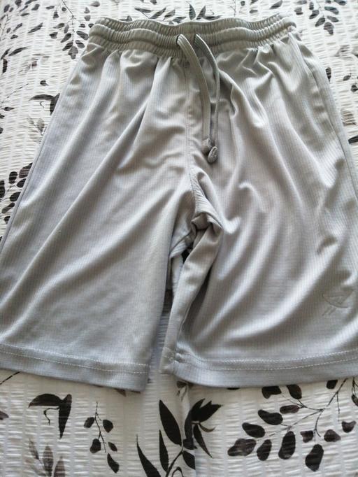 Buy & Sell Wednesfield Wolverhampton - Photos for *10 /11 *yrs Boys shorts