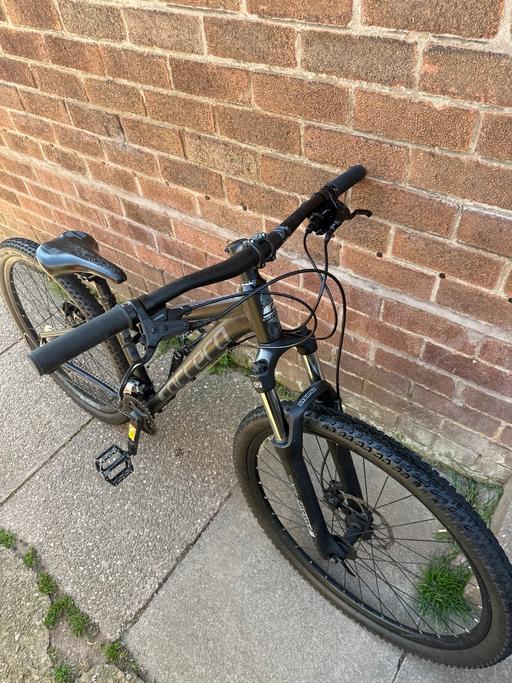 Buy & Sell Four Oaks Birmingham - Photos for Carrera vengeance 14inch junior mountain bike