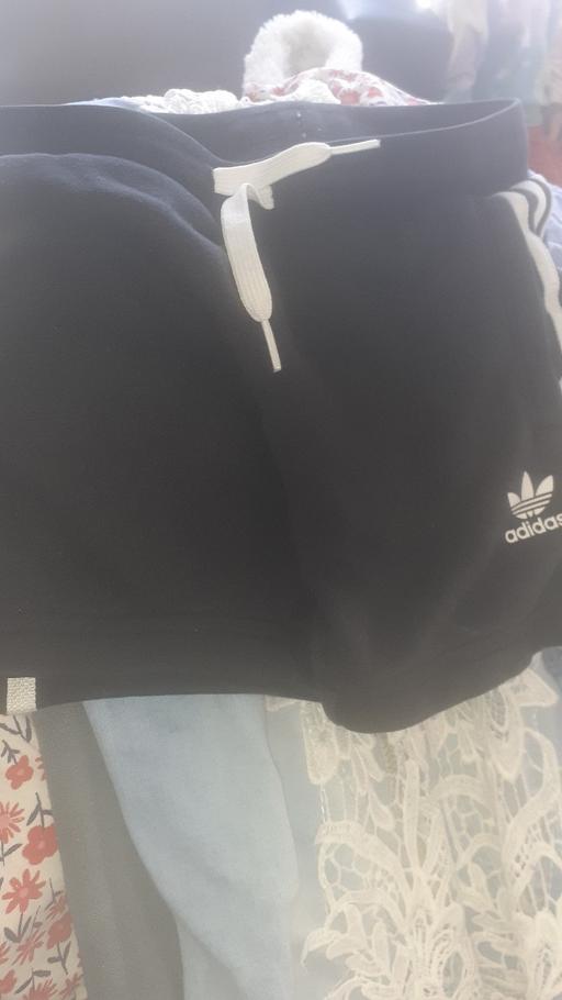 Buy & Sell Newhall Street Birmingham - Photos for Adidas shorts