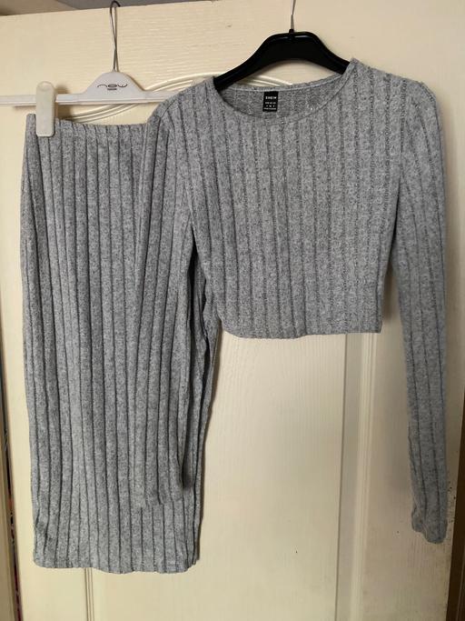 Buy & Sell Bournville Birmingham - Photos for Women’s long sleeve crop top & skirt set