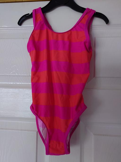 Buy & Sell Woodthorpe Charnwood - Photos for Girls pink striped swimsuit size 6-7 years