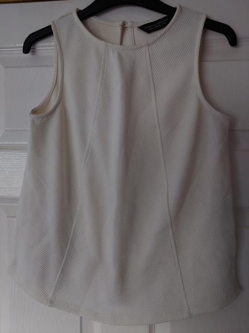 Buy & Sell Woodthorpe Charnwood - Photos for Women's cream sleeveless top size 10